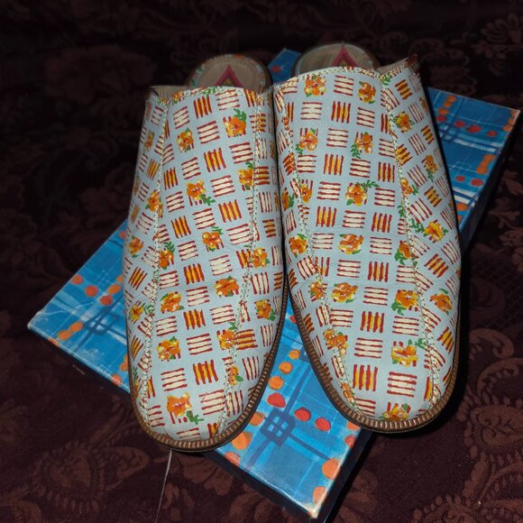 Oilily Floral Print Leather Mules Women's Size UK 40 US 9 - Picture 1 of 3